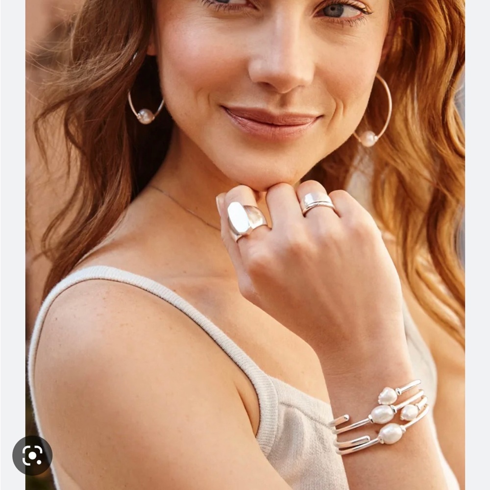Kendra Scott Amiya Cuff Bracelet in Pearl $ SOLD OUT